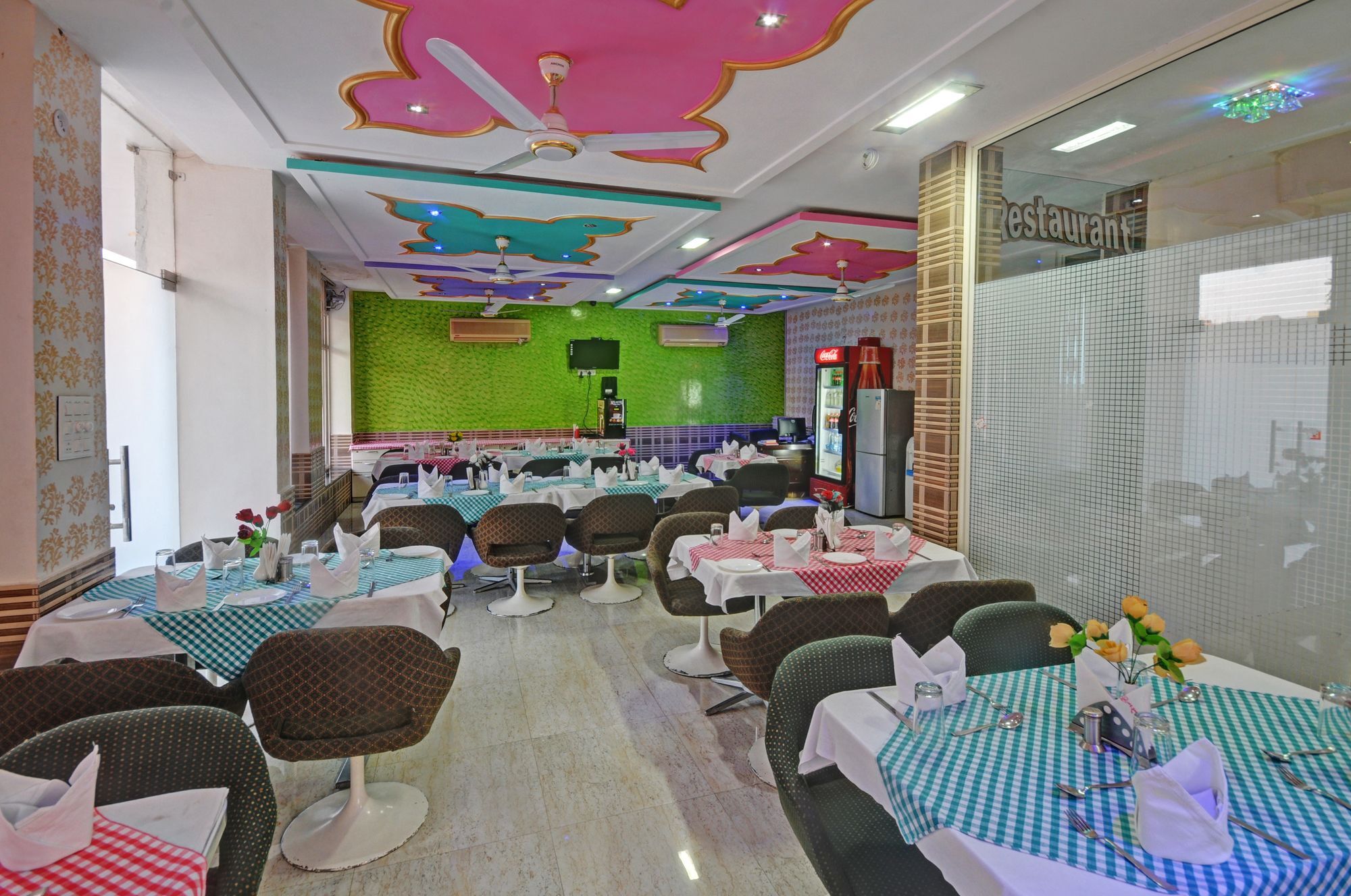 Hotel Omni Plaza Dźodhpur Zewnętrze zdjęcie